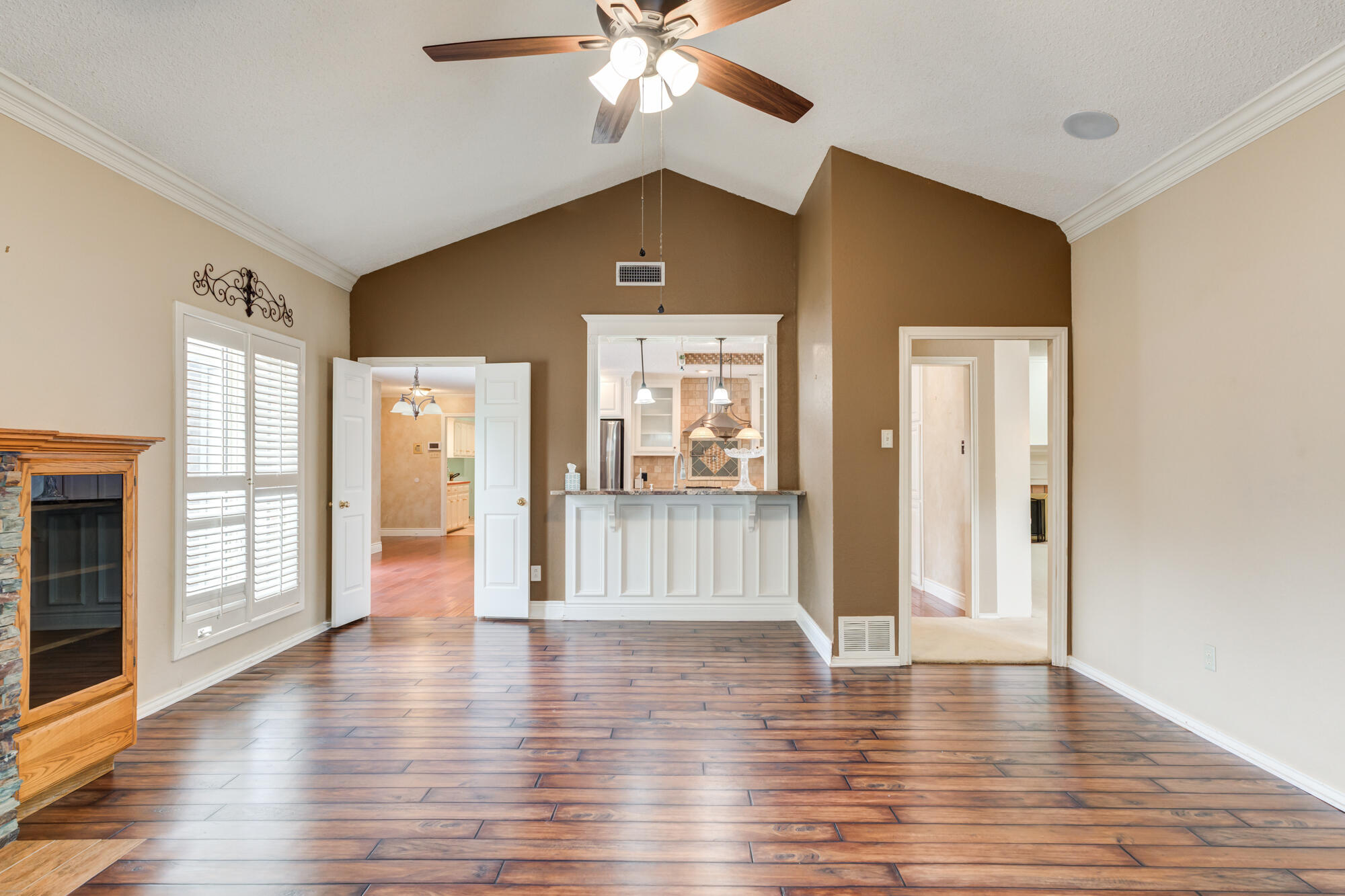4913 76th Street Lubbock, TX 79424 - Photo 21 of 64 DSC09145_6_7_8_9