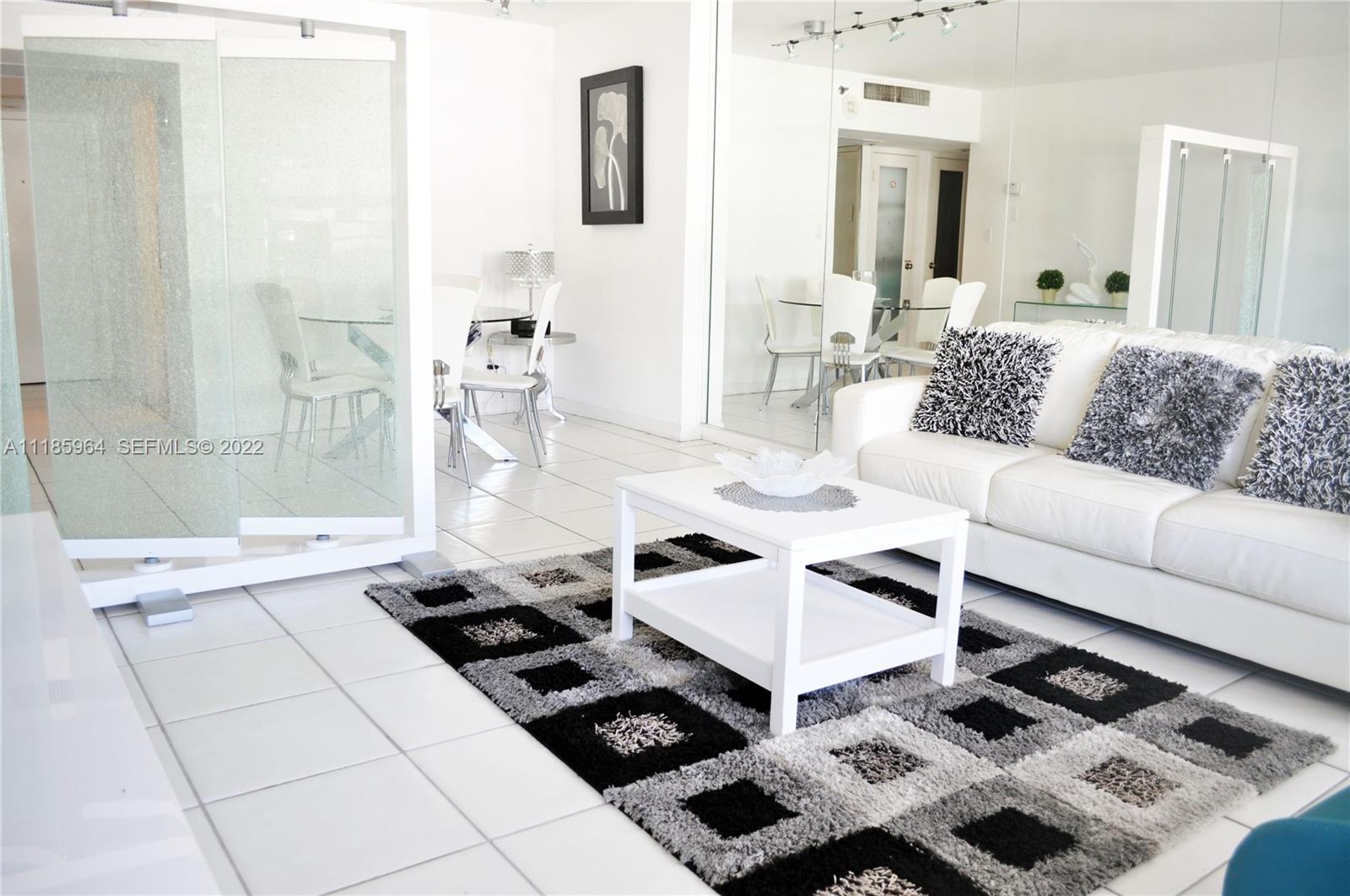 100 Lincoln Road, Unit 910 Miami Beach, FL 33139 - Photo 3 of 11