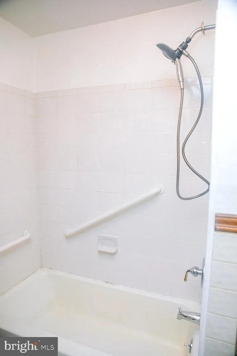 767 Line Street Camden, NJ 08103 - Photo 6 of 8