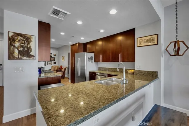 $664,990 | 300 East 4th Street, Unit 214, Long Beach, CA 90802