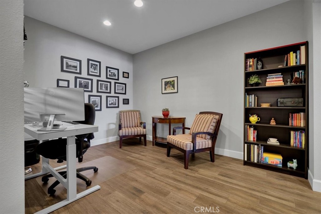 300 East 4th Street, Unit 214 Long Beach, CA 90802 - Photo 26 of 75