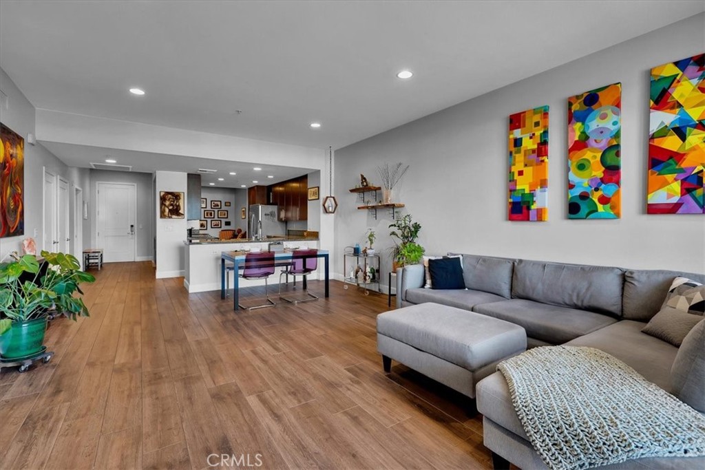 300 East 4th Street, Unit 214 Long Beach, CA 90802 - Photo 32 of 75