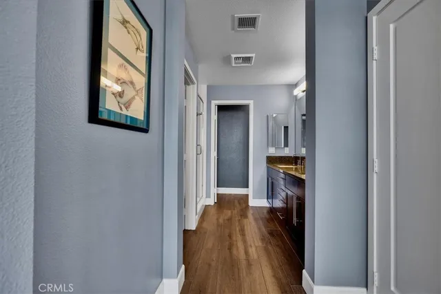 $664,990 | 300 East 4th Street, Unit 214, Long Beach, CA 90802