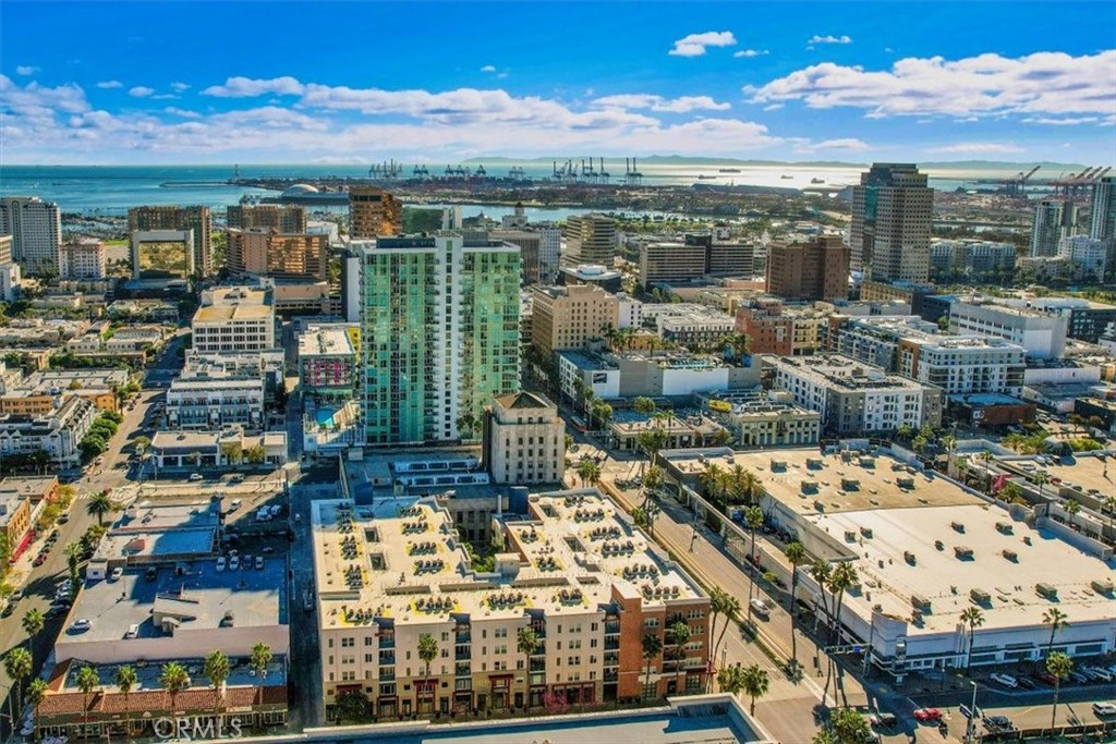 300 East 4th Street, Unit 214 Long Beach, CA 90802 - Photo 5 of 75 a view of city with lots of residential buildings and street view