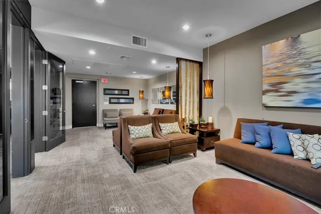 $664,990 | 300 East 4th Street, Unit 214, Long Beach, CA 90802