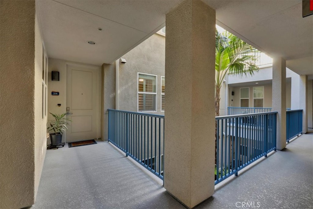 300 East 4th Street, Unit 214 Long Beach, CA 90802 - Photo 8 of 75 Front of Unit