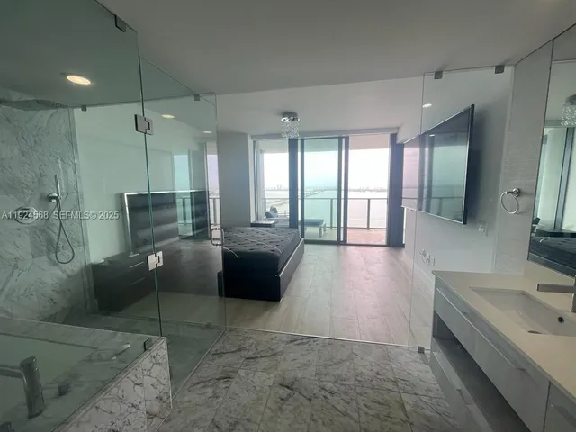 $5,300 | 3131 Northeast 7th Avenue, Unit 3802, Miami, FL 33137