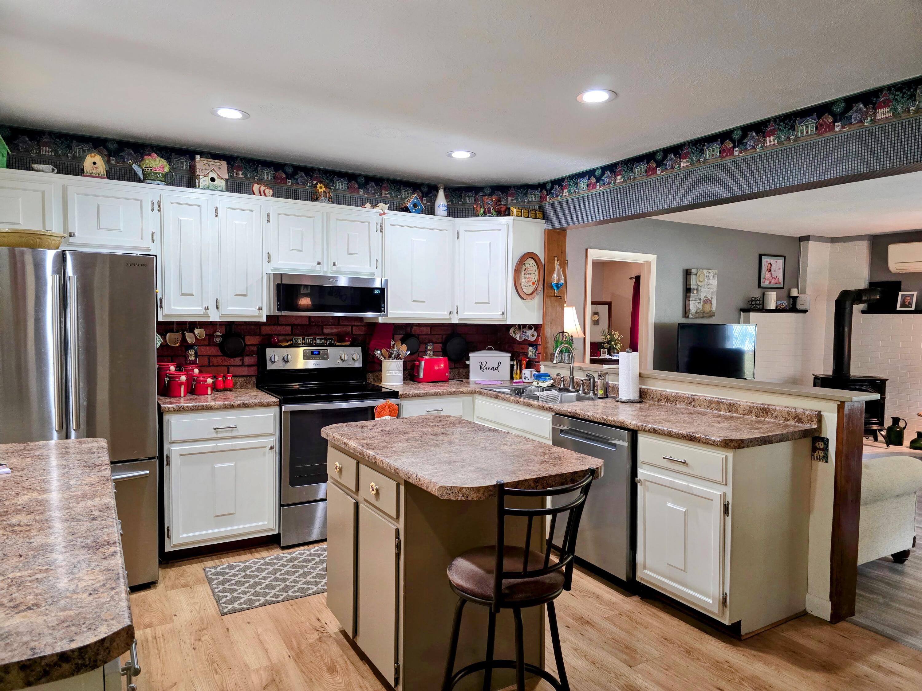 23 Belleview Drive Jay, ME 04239 - Photo 34 of 90 20241009_145915-EDIT