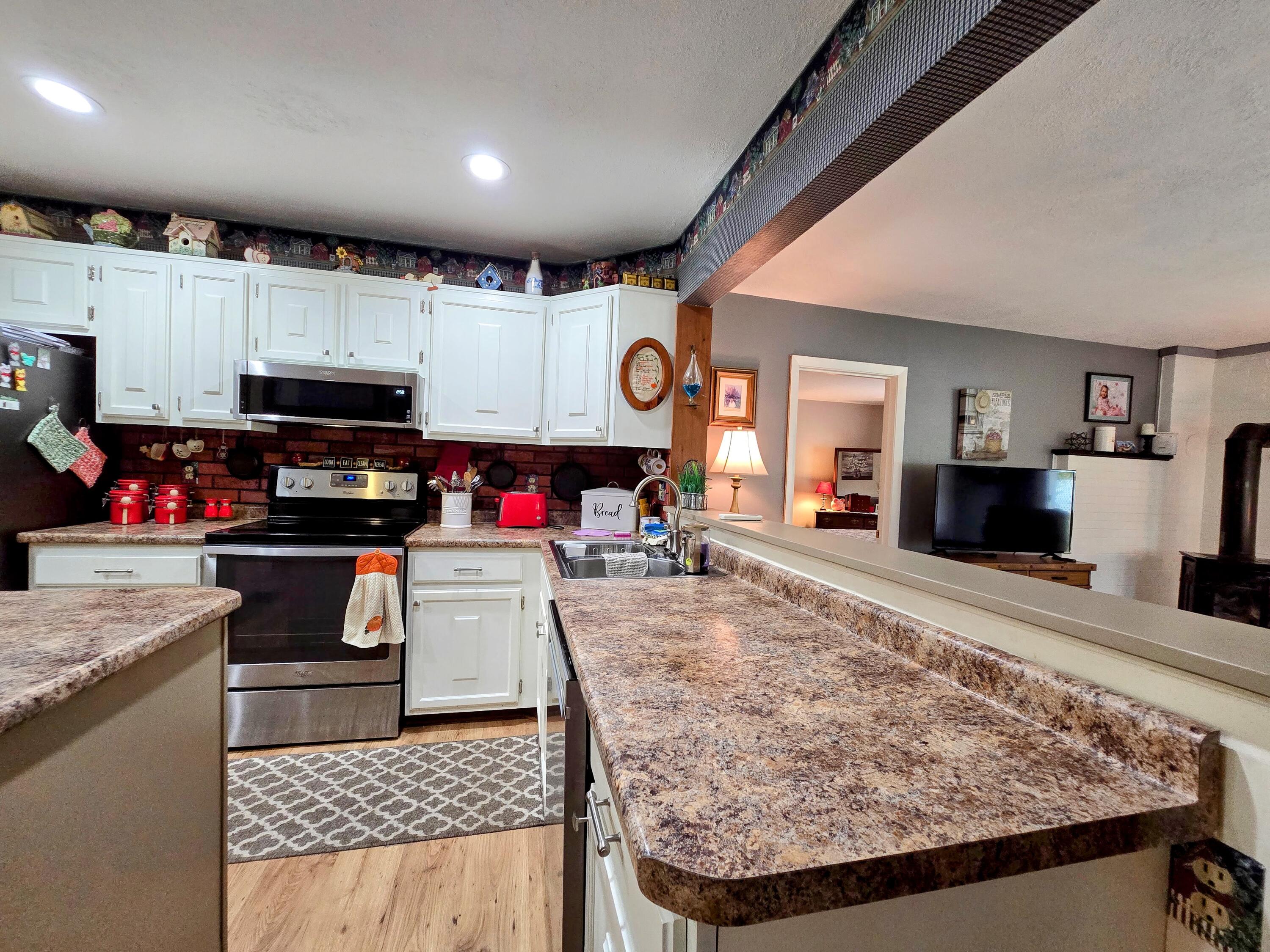 23 Belleview Drive Jay, ME 04239 - Photo 40 of 90 20241009_150041-EDIT