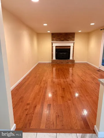 $729,900 | 10434 Calumet Grove Drive, Fairfax, VA 22032