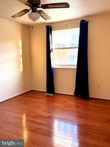 $729,900 | 10434 Calumet Grove Drive, Fairfax, VA 22032