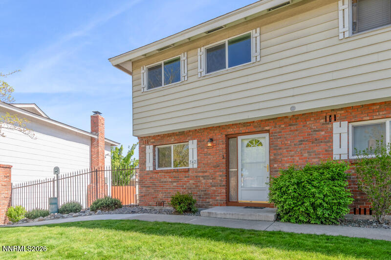 542 Smithridge Park Reno, NV 89502 - Photo 2 of 21 542 Smithridge Park (1 of 21)
