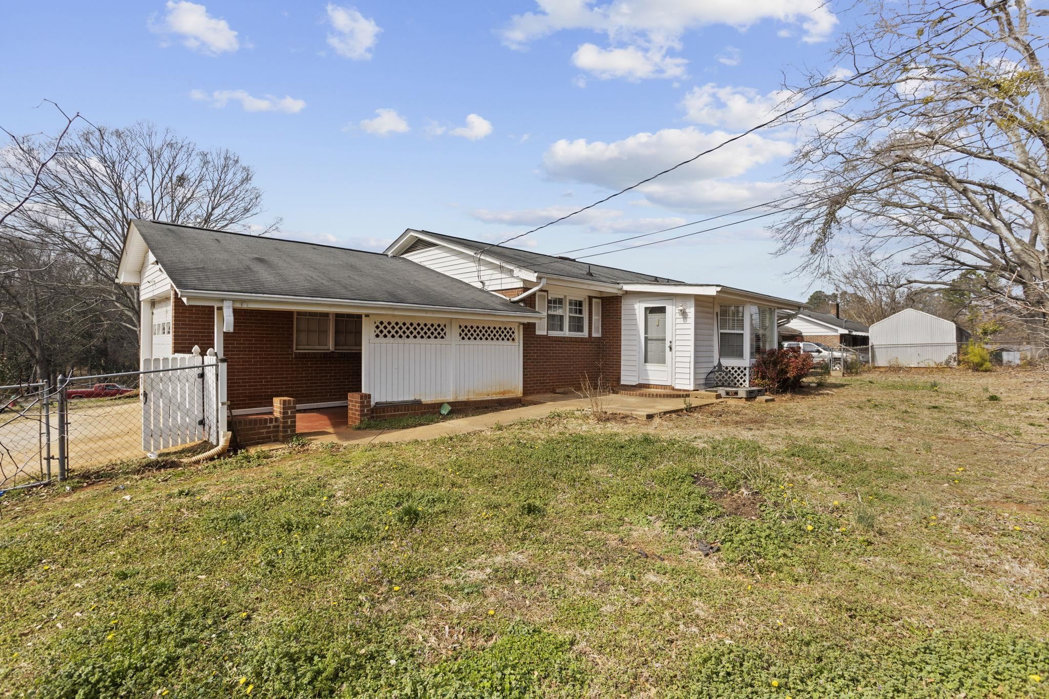 457 Hawthorne Road Spartanburg, SC 29303 - Photo 23 of 27