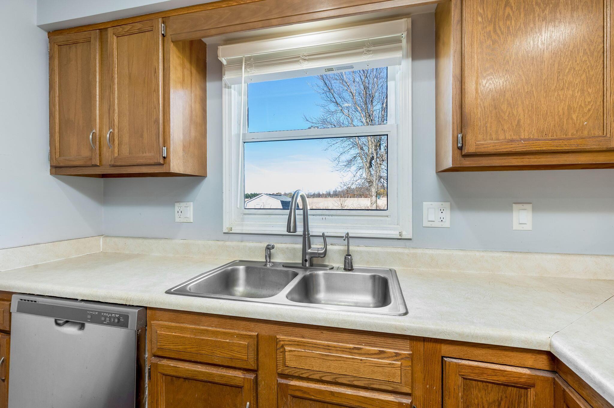 728 Cheshire Road Sunbury, OH 43074 - Photo 29 of 54 kitchen