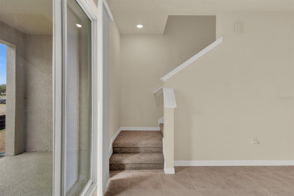 1238 Lido Drive Howey-in-the-Hills, FL 34737 - Photo 8 of 27