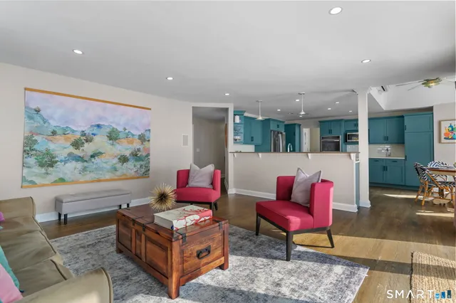 $1,499,000 | 8 Iris Lane, Westport, CT 06880