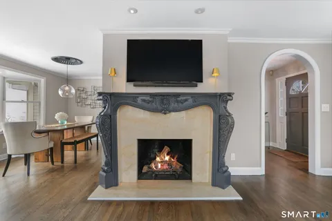 $1,499,000 | 8 Iris Lane, Westport, CT 06880