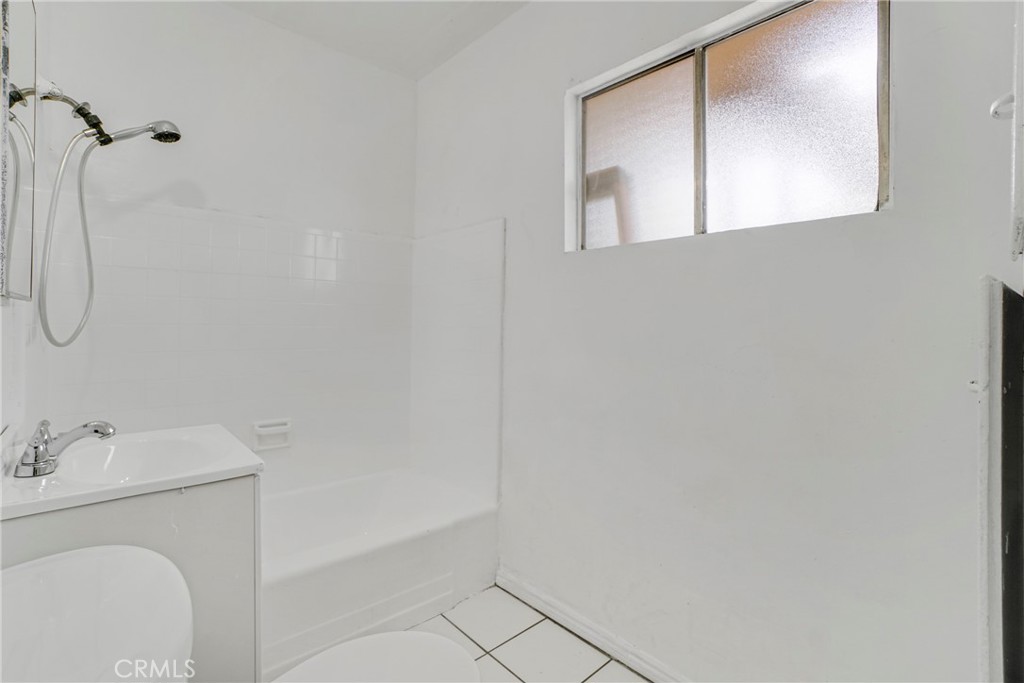 904 South Bullis Road Compton, CA 90221 - Photo 17 of 21