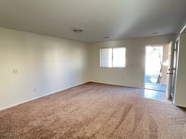 $1,725 | 1029 Grand Cerritos Avenue, Las Vegas, NV 89183