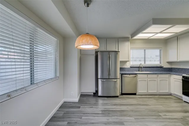 $2,000 | 2344 Lone Pine Drive, Henderson, NV 89014