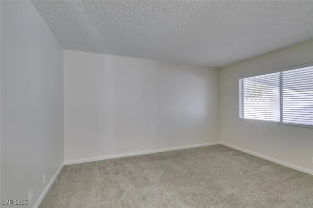 $2,000 | 2344 Lone Pine Drive, Henderson, NV 89014