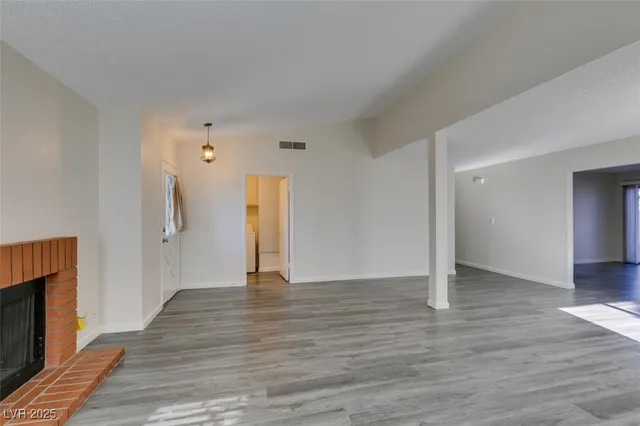 $2,000 | 2344 Lone Pine Drive, Henderson, NV 89014