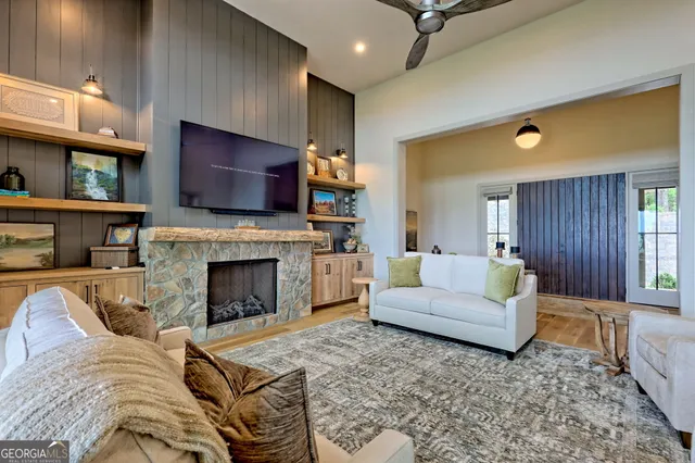 $2,495,000 | 1095 Rabun Bluffs Drive, Lakemont, GA 30552