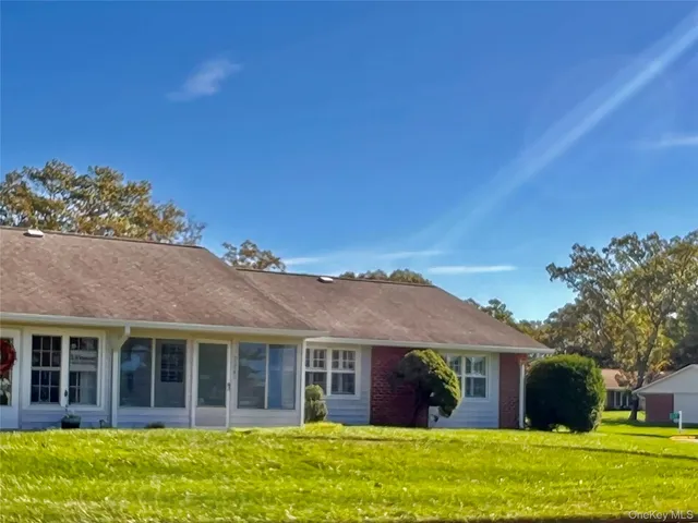 $335,000 | 22 B Guilford Court, Unit 22B, Ridge, NY 11961