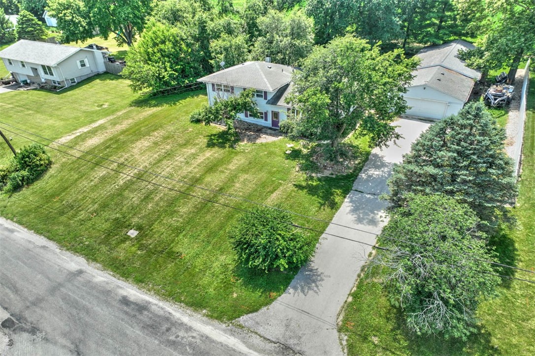 4353 Forest Parkway Decatur, IL 62521 - Photo 3 of 31