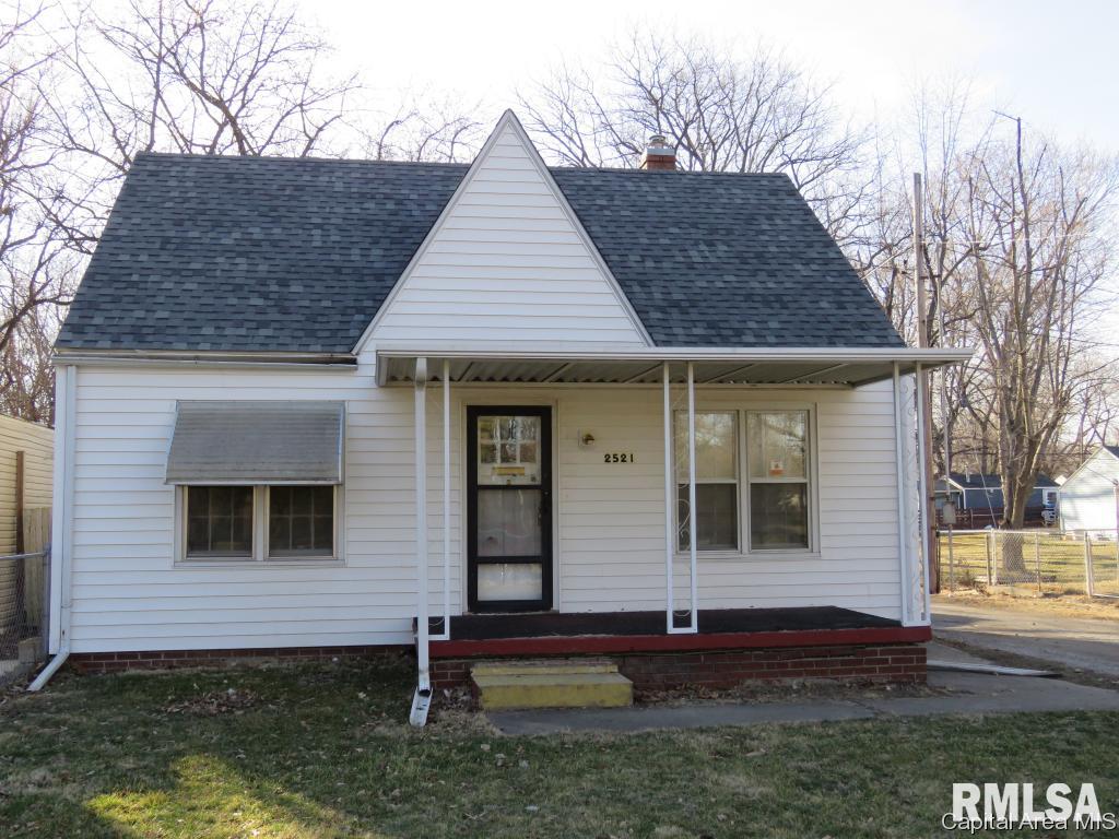 2521 South 15th Street Springfield, IL 62703 - Photo 1 of 11