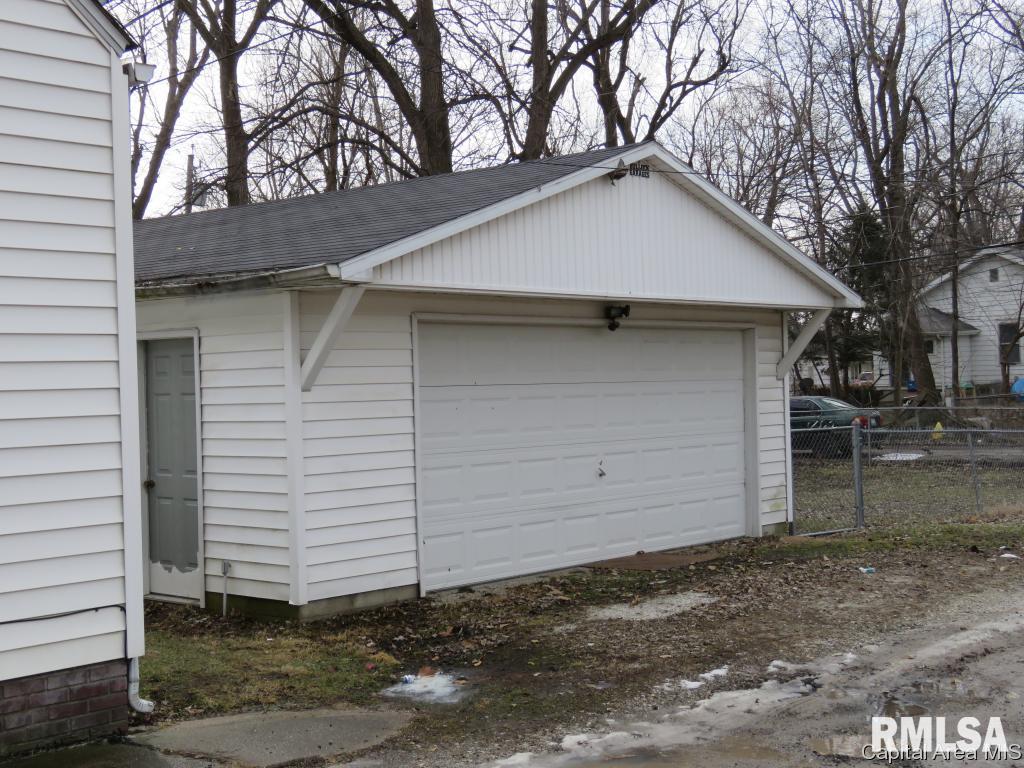 2521 South 15th Street Springfield, IL 62703 - Photo 11 of 11