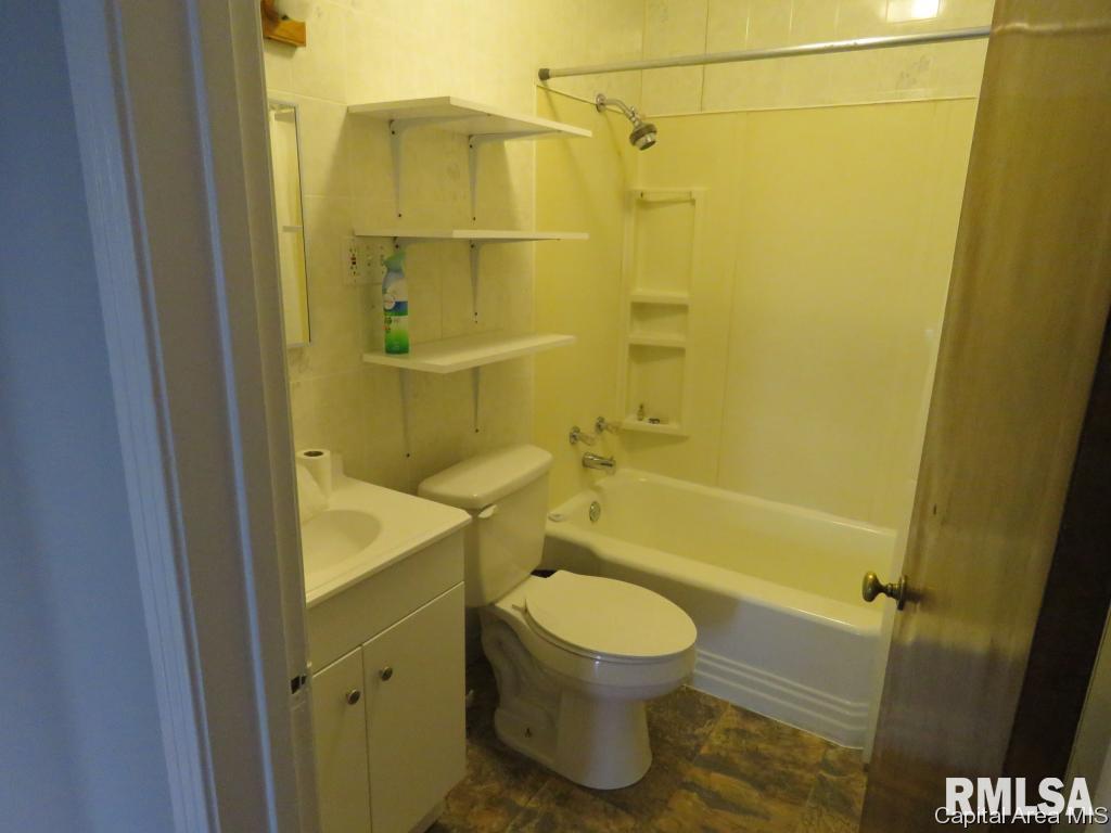 2521 South 15th Street Springfield, IL 62703 - Photo 6 of 11