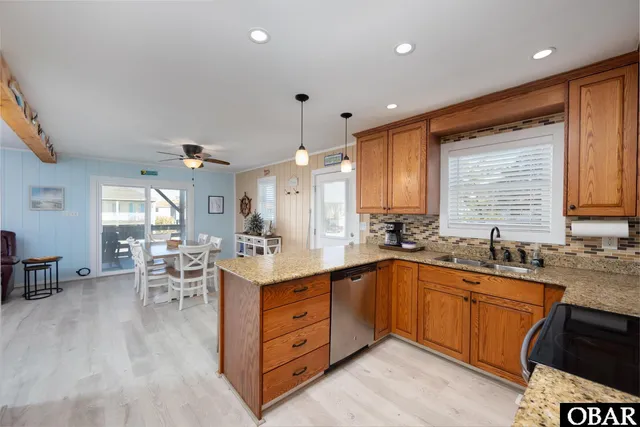 $699,900 | 109 East Meadowlark Street, Kill Devil Hills, NC 27948