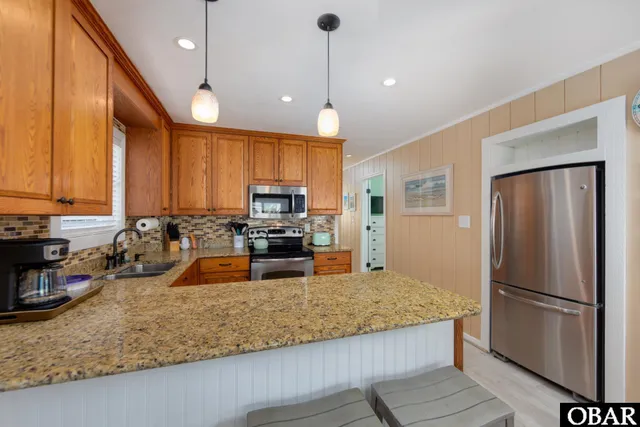 $699,900 | 109 East Meadowlark Street, Kill Devil Hills, NC 27948