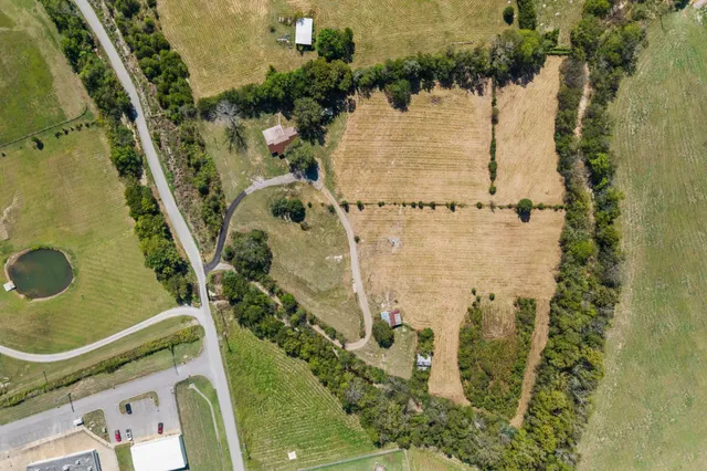 $499,000 | 240 Neal Road, Watertown, TN 37184