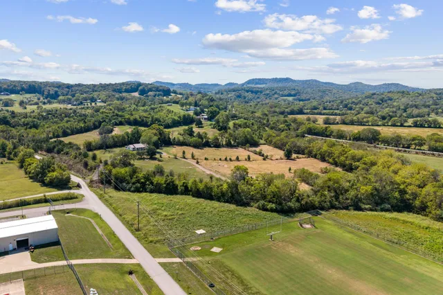 $499,000 | 240 Neal Road, Watertown, TN 37184