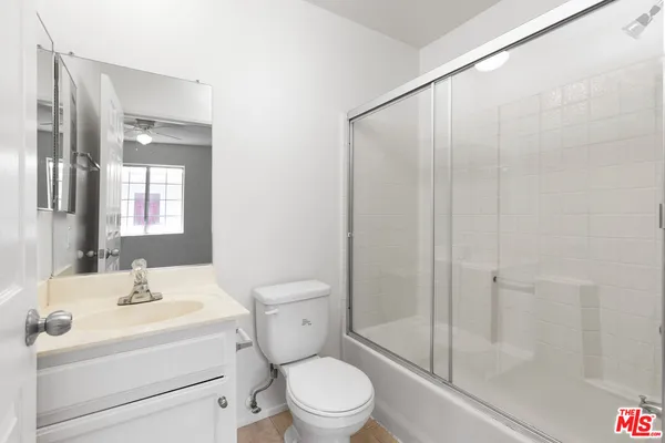$2,495 | 6616 Sylmar Avenue, Unit 2, Van Nuys, CA 91405