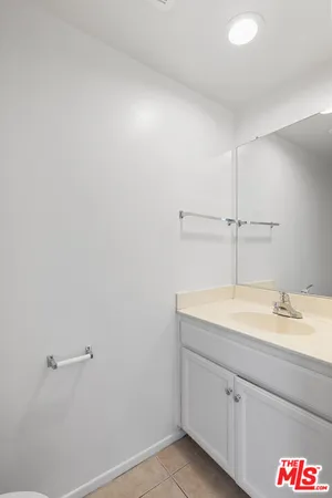 $2,495 | 6616 Sylmar Avenue, Unit 2, Van Nuys, CA 91405