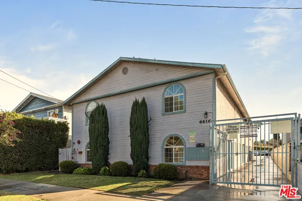 $2,495 | 6616 Sylmar Avenue, Unit 2, Van Nuys, CA 91405