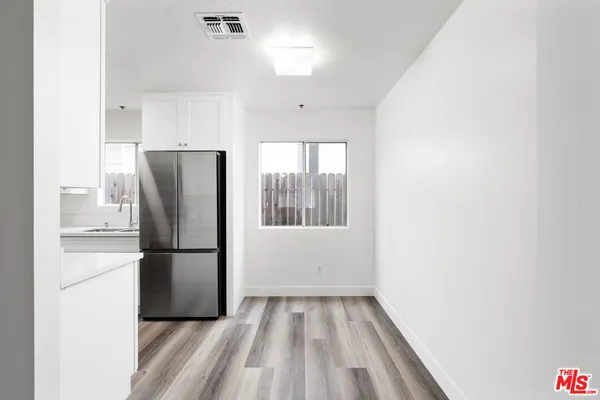 $2,495 | 6616 Sylmar Avenue, Unit 2, Van Nuys, CA 91405