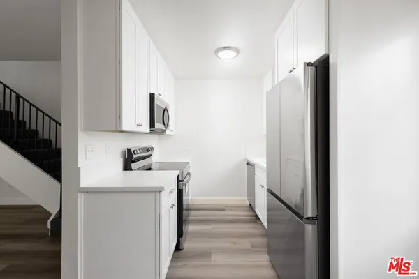 $2,495 | 6616 Sylmar Avenue, Unit 2, Van Nuys, CA 91405