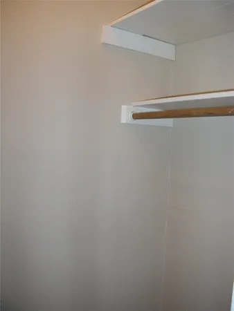 $1,350 | 303 West 35th Street, Unit 203, Austin, TX 78705