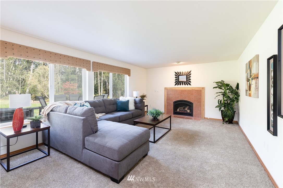 6511 Puget Beach Road Northeast Olympia, WA 98516 - Photo 14 of 25 Gallery Image 14