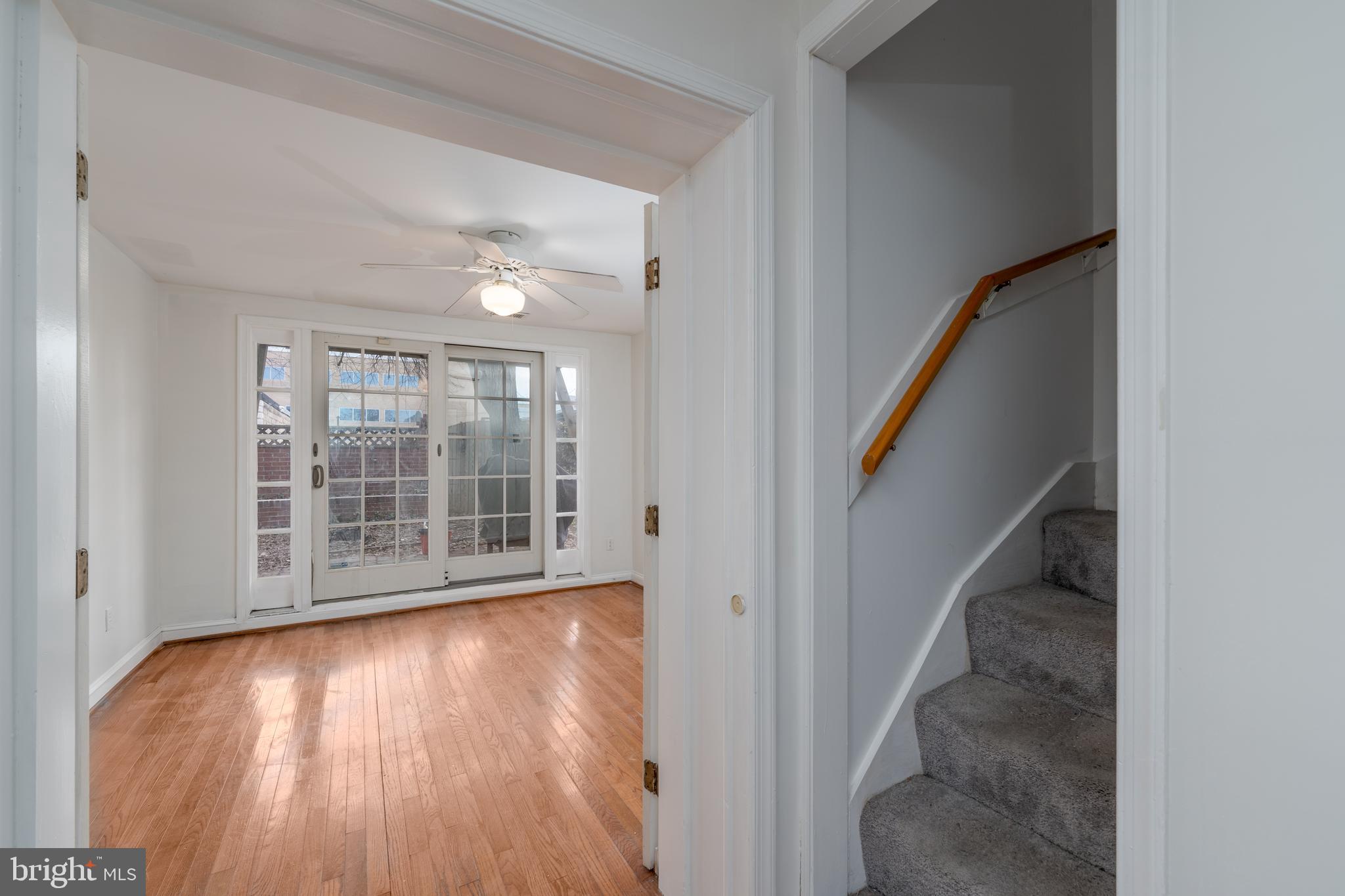1153 Riverside Avenue Baltimore, MD 21230 - Photo 12 of 35