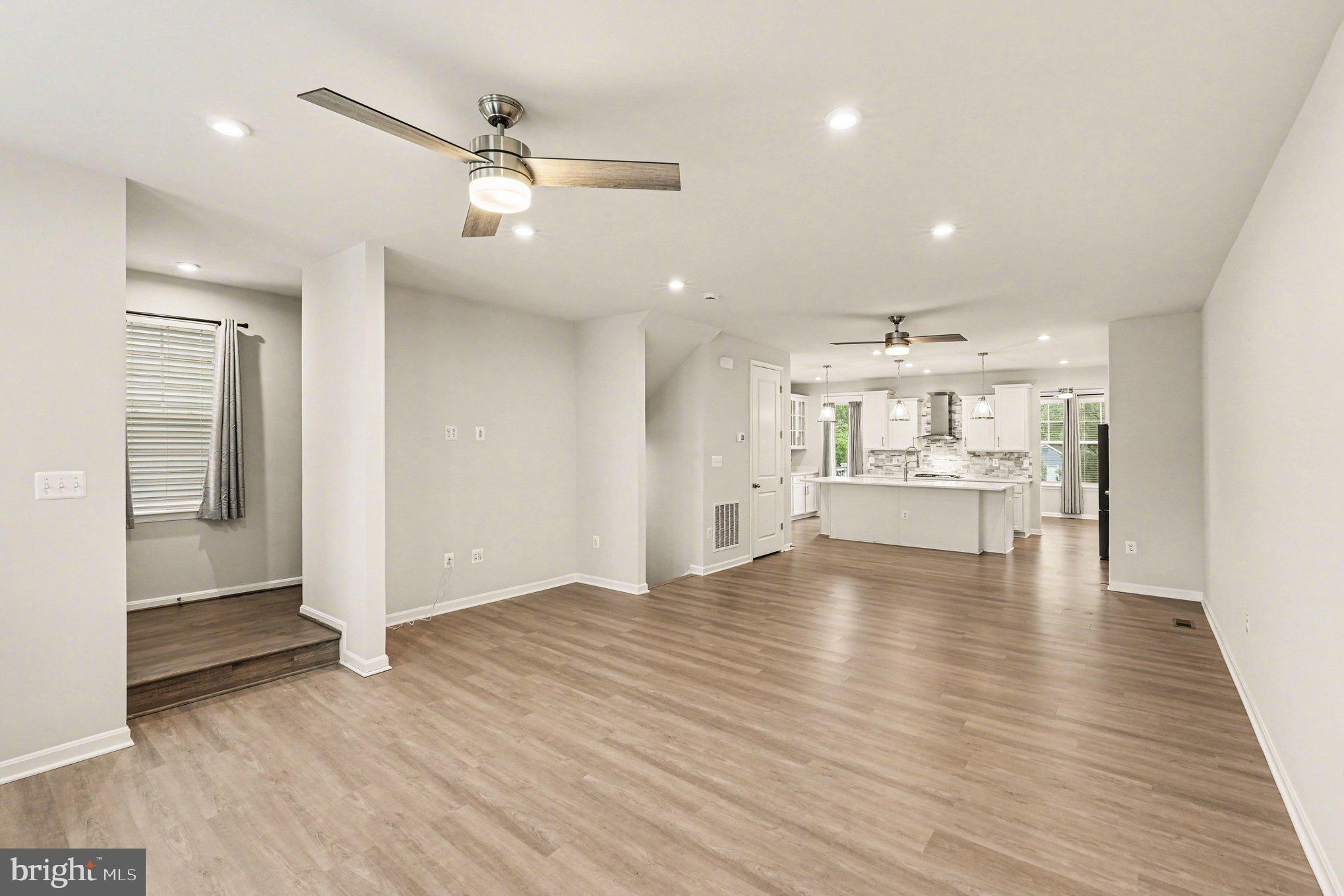 18281 Summit Pointe Drive Triangle, VA 22172 - Photo 5 of 30