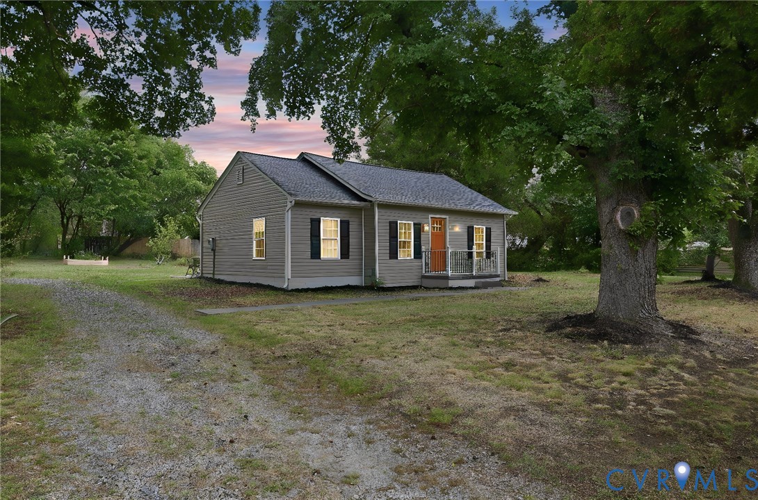 1374 School House Road Henrico, VA 23231 - Photo 3 of 24