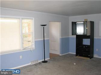 56 Groveville Road Trenton, NJ 08620 - Photo 7 of 12