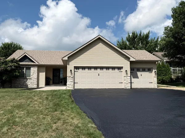 $430,000 | 515 10th Avenue Northeast, Lonsdale, MN 55046