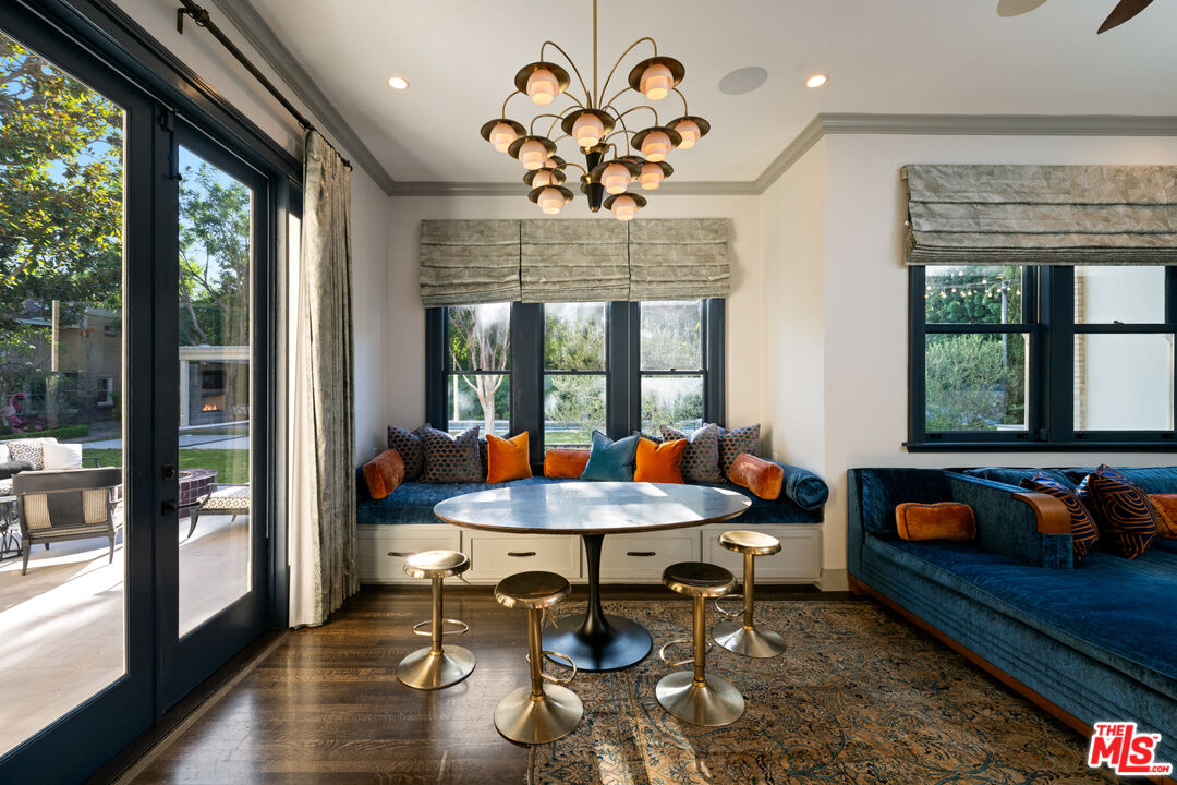 601 South Windsor Boulevard Los Angeles, CA 90005 - Photo 19 of 48 a outdoor room with furniture and a large window