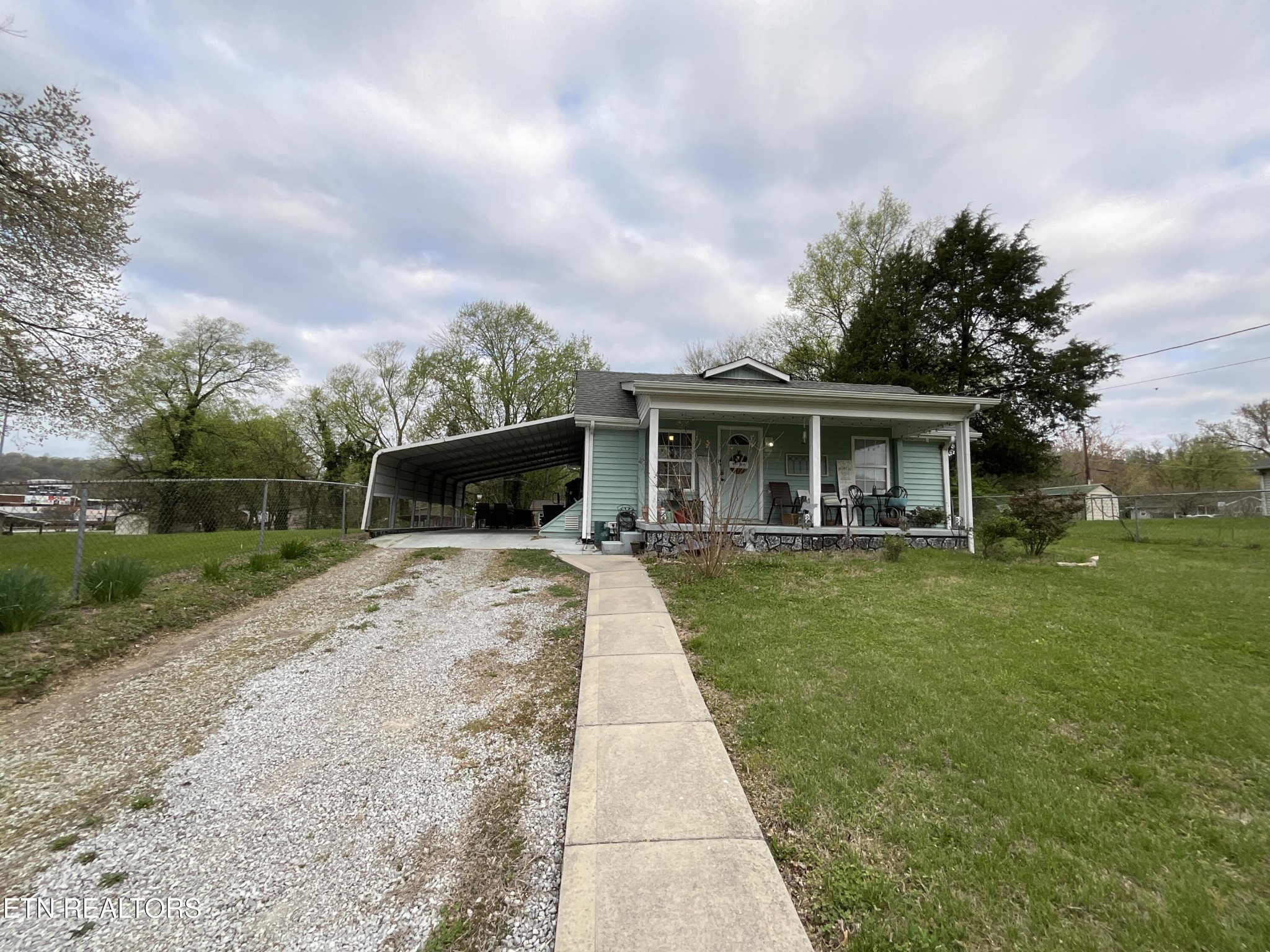 409 First Street Kingston, TN 37763 - Photo 12 of 14 Gallery Image 12